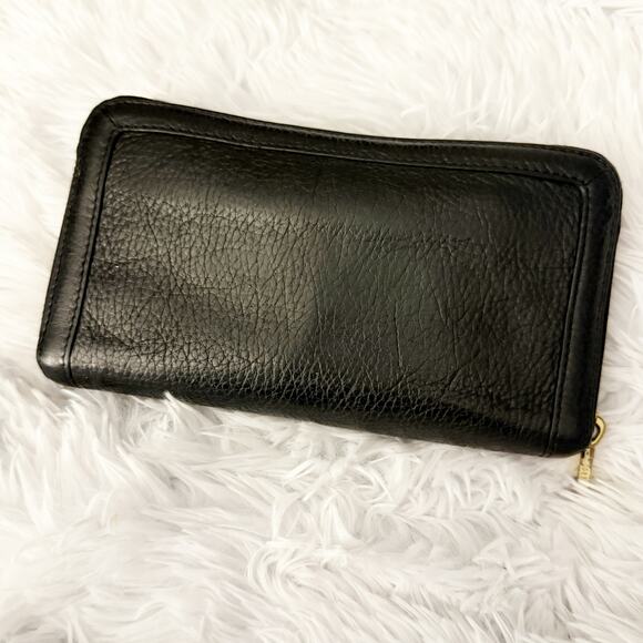 TORY BURCH | Amanda Continental Zip-around wallet Black Pebbled Leather Gold - Picture 6 of 12